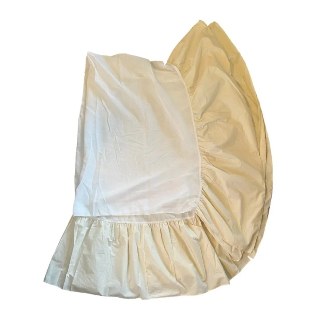 Sears Cream Dust Ruffle Full Size Bed GUC